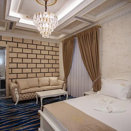 호텔 Ervini Boutique 4*