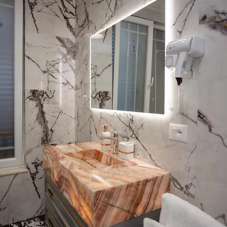 Ervini Boutique Hotel Szkodra