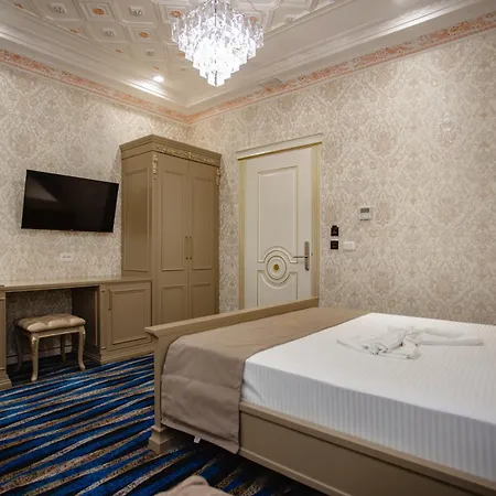 Ervini Boutique 4*