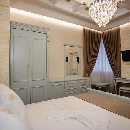 Ervini Boutique 4*