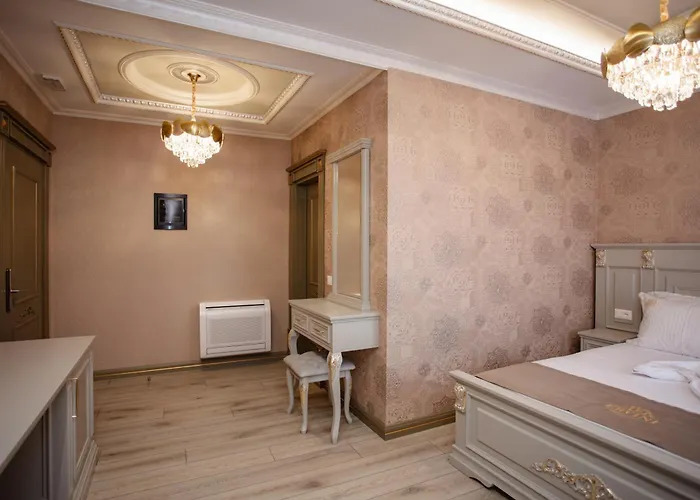 Ervini Boutique 4* شكودر